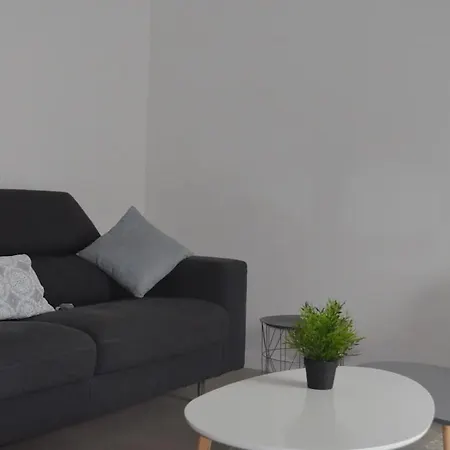 Agreable Maison Petit Jardin A 7 Minutes De Reims