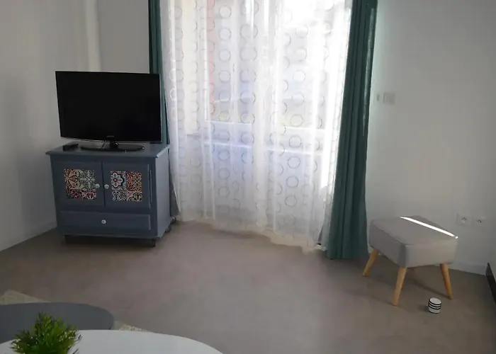 Agreable Maison Petit Jardin A 7 Minutes De Reims * Pargny-les-Reims