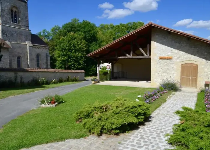 Apartment Agreable Maison Petit Jardin A 7 Minutes De Reims